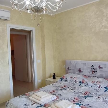 Villa Oltre Confine Fronte Mare Marina Di Montenero Esterno foto